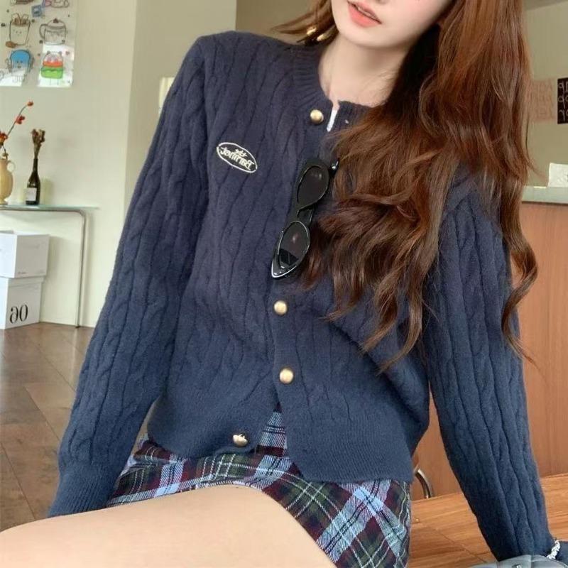 Autumn crew neck single-breasted cardigan sweater women's twist design sense knitted women's college style jacket