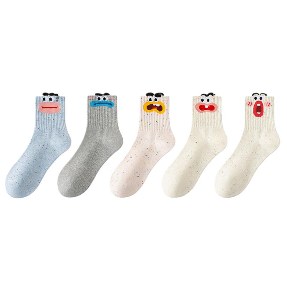 Girls' Mid-Calf Cartoon Socks - Pure Cotton, Odor-Resistant, Perfect for Autumn/Winter, Ideal for Teens and Older Children