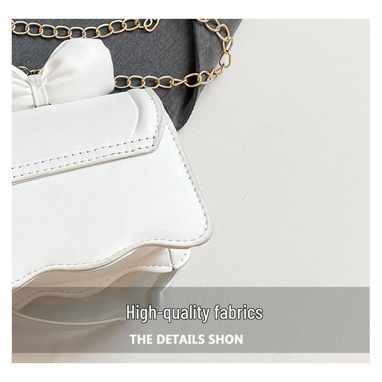 Sweet Girl 2025 Mini Lipstick Women's Crossbody Bag with Bow Chain