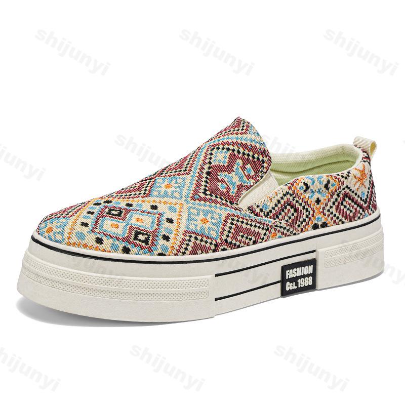 Fashion National Style Camouflage Design Sports Slip on Casual Shoes Men 2025 New Summer Outdoor Fashion Trend Lightweight Flat Sneakers