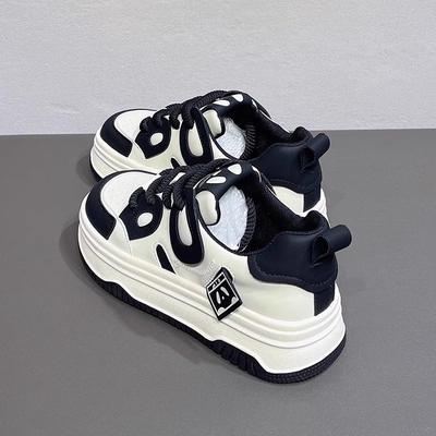 Hirschsaison Schwarz-Weiß Panda Schuhe Damenschuhe Frühling 2024 neue Freizeit Sport vielseitige dicke Sohle Schuhe weiße Schuhe