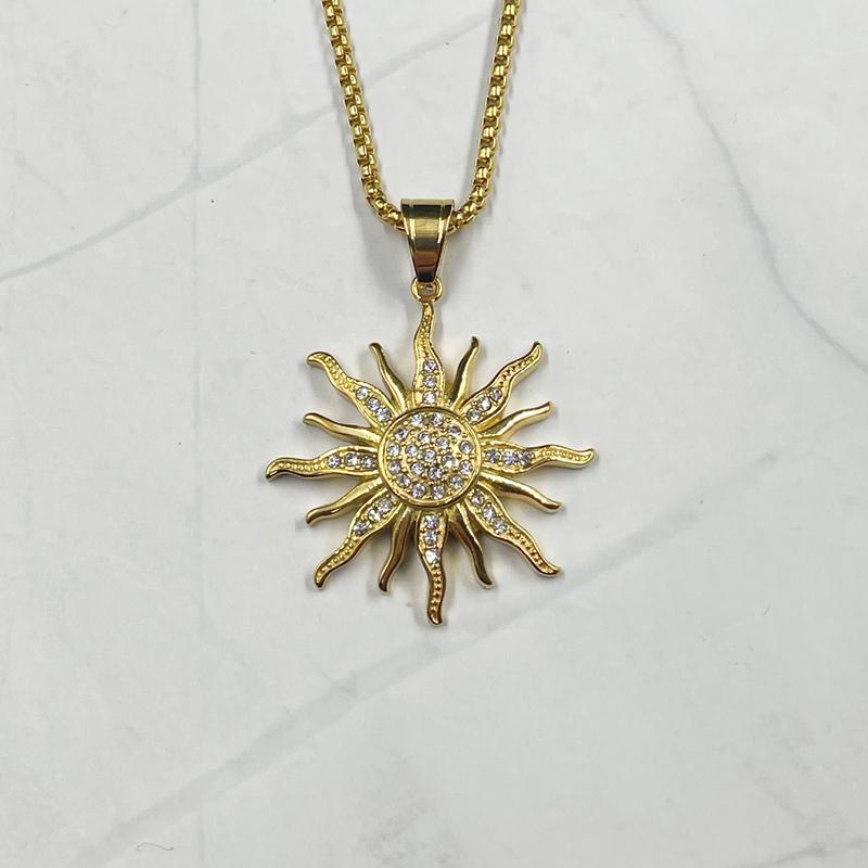 New Stainless Steel Sun Hollow Pendant with Rhinestone for Men Women Metal Solar Pendant Necklace Gold Color Jewelry