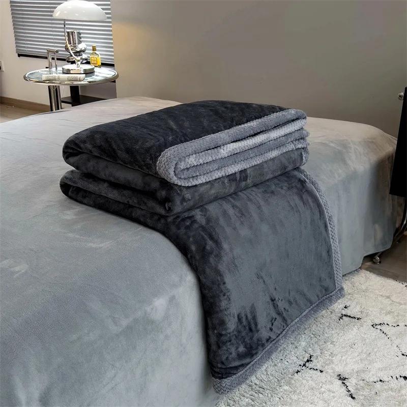 

2025 Новое одеяло из молочного бархата, универсальное для четырех сезонов, однотонное, многофункциональное, двустороннее, бархатное, офисные пледы для сна 100x120cm 1pcs