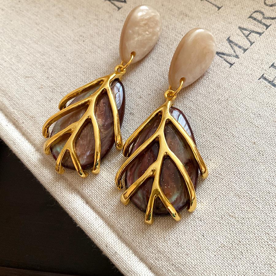 

Модные серьги-подвески для женщин коричневый