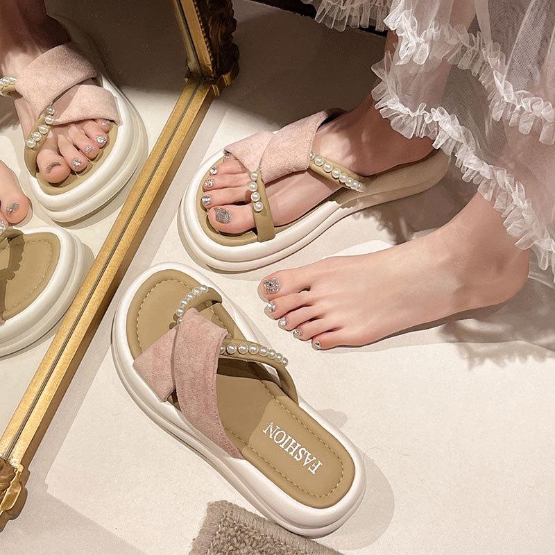 2025 summer new fashion high-end leopard print pearl light luxury soft bottom outer wear thick bottom comfortable slippers women's