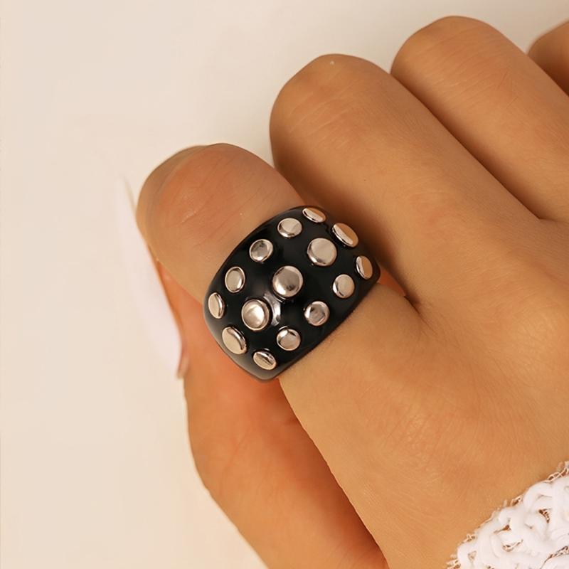 New Fashion Resin Acrylic Geometric Adjustable Ring for Women Punk Silver Color Rivet Big Thick Rings Gothic Jewelry