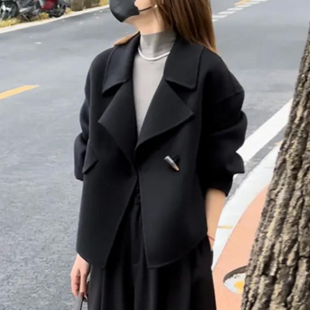 Spring Maillard Style Short Women's Jacket Suit Collar Horn Button Top