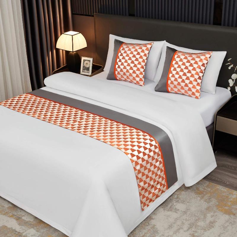 Light Luxury High-end Hotel Bed Flags Vintage Decorative Scarves Bedding Same Style Pillowcase European Style Wedding Room Home Decorat Bed Tail Towel