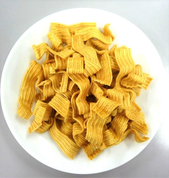 Oyatsu Company Ingredients Market Mackerel Snacks Slightly Spice Flavored Mackerel Curry Flavor 61g x 12 Bags
