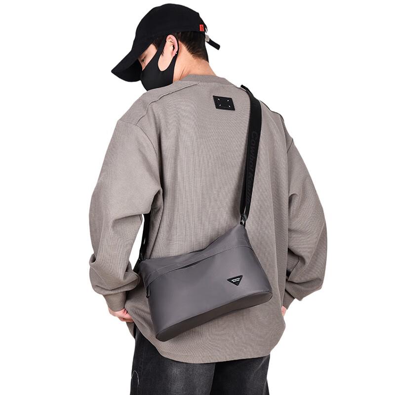 Li Shen Men's Oxford Crossbody Bag