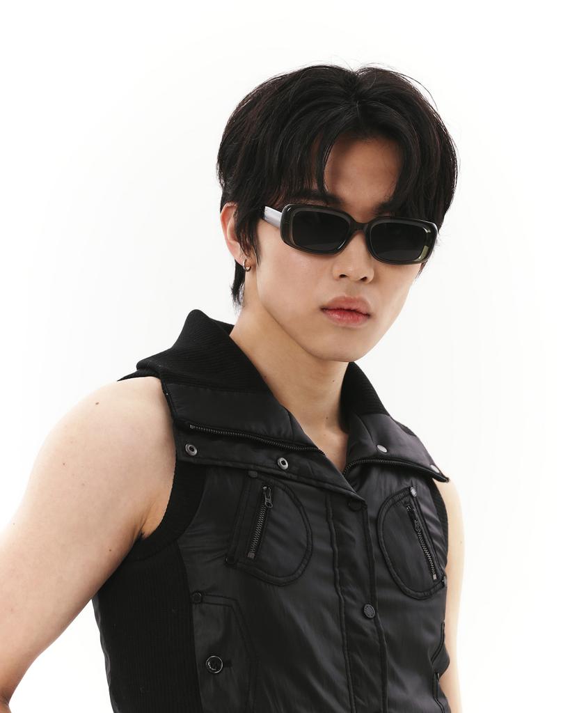 Hangeul Square Sunglasses Moss Green