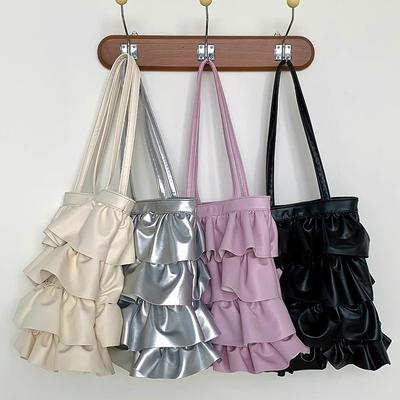 Schultertasche mit Rüschenkante mit großer Kapazität, vielseitige Damenmode, plissierte Unterarmtasche, süßer Wind, Nische, Eimertasche