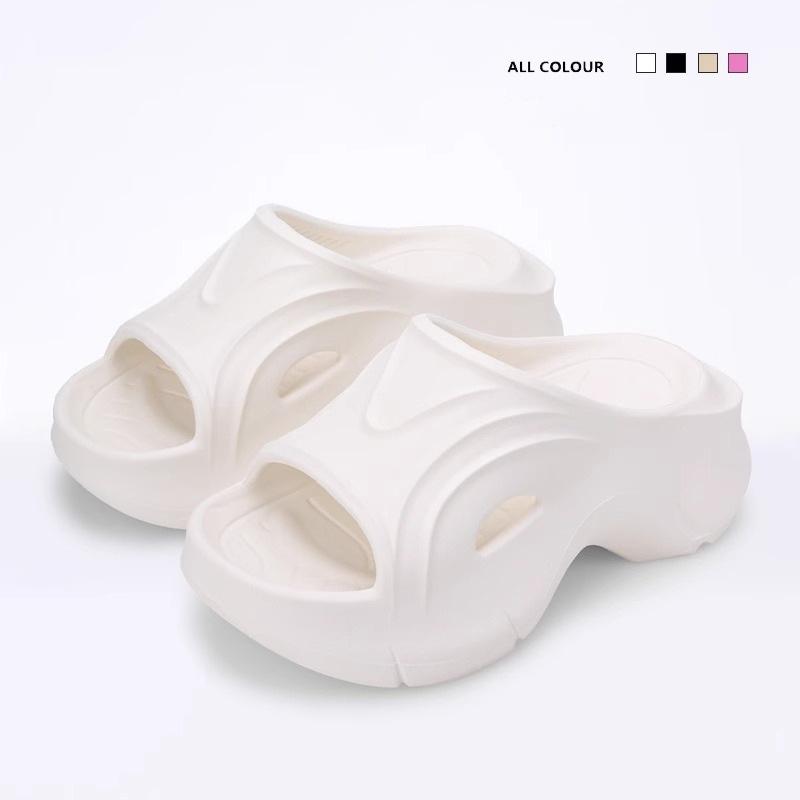 2024 neue koreanische Version rutschfester Damenhausschuhe, hohe Absätze, vielseitige EVA-Slipper, abriebfeste, coole Slipper