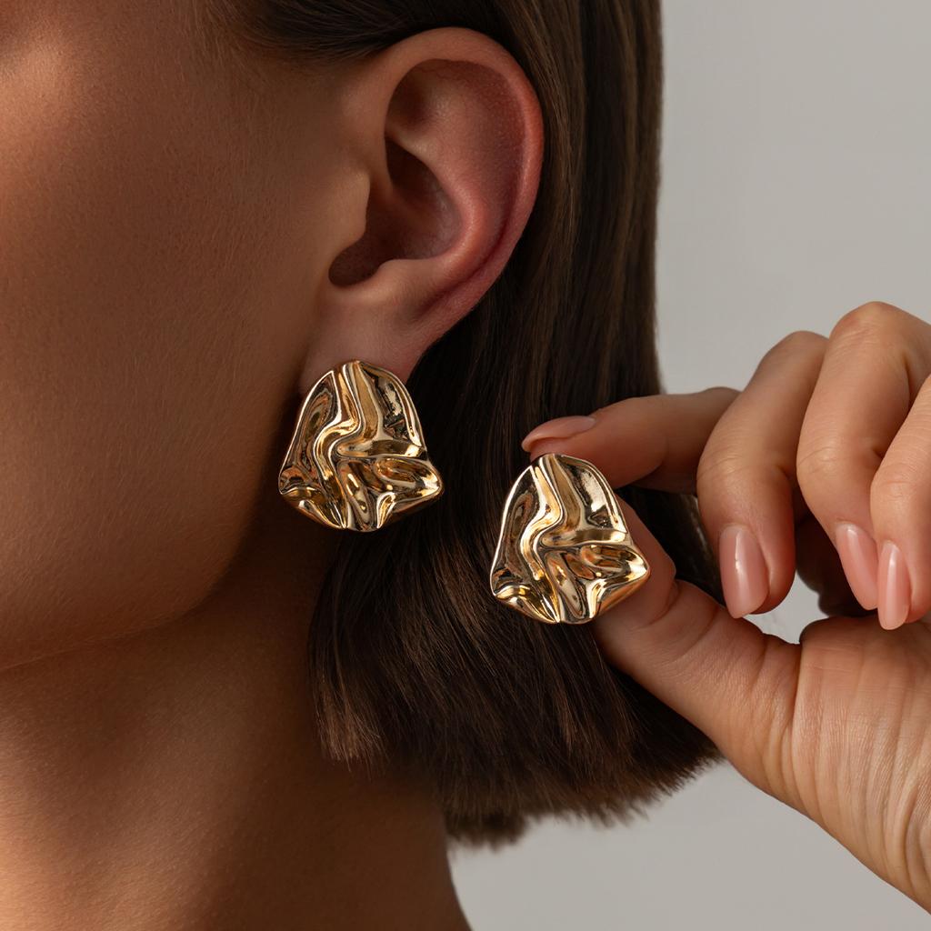 European and American French Concave-convex Pleated Texture Stud Earrings, Retro Wavy Temperament Versatile Ins Geometric Ear Jewelry