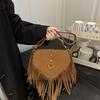 Boho Fransen Umhängetasche für Damen Vintage Wildleder Quaste Schultertasche Western Cowboy Messenger Tasche Retro Hippie Handtasche
