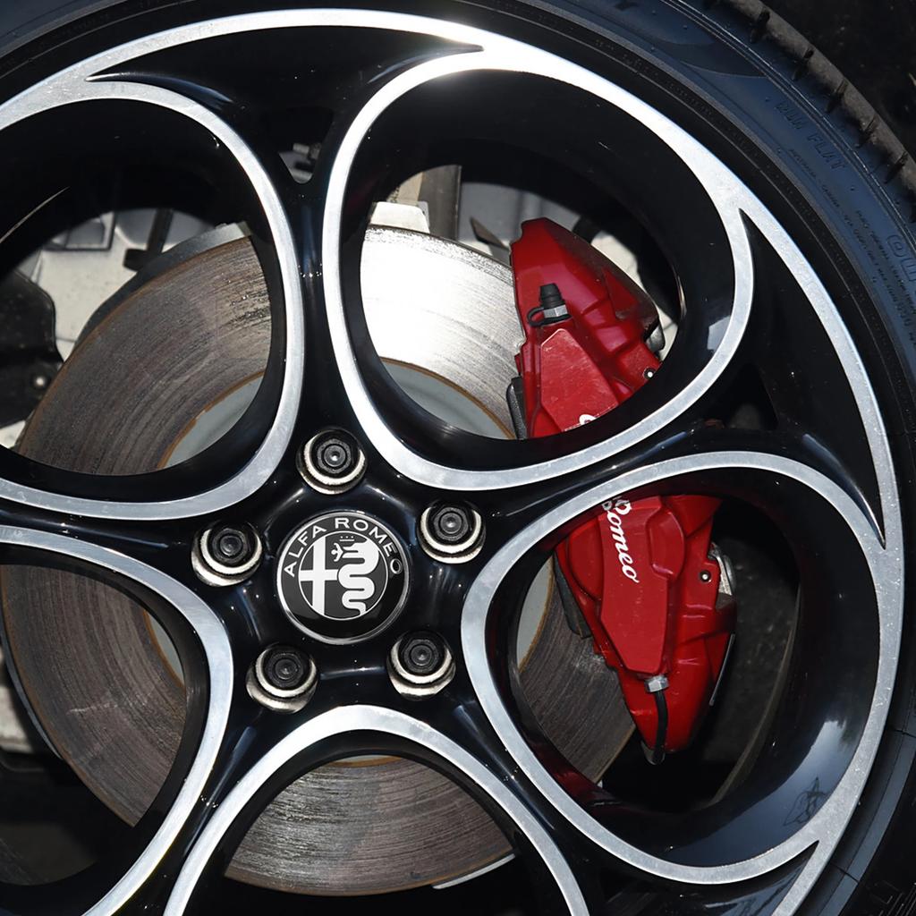 Fxrp5 4Pcs For Alfa Romeo Giulietta 147 Giulia Spider GT MiTo Stelvio 159 TZ3 Car Wheel Center Hub Caps Sticker Badge Tire Rim Covers