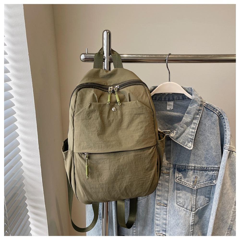 Backpack women's new fashionable lightweight large capacity school bag versatile nylon cloth travel backpack commuter women's bag