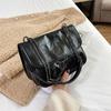 Simple Black Rock Bag Retro Lingerie Girl Shoulder Bag Fashion Soft Chain Girl Crossbody PU Material Car Stitching Craft Decorat