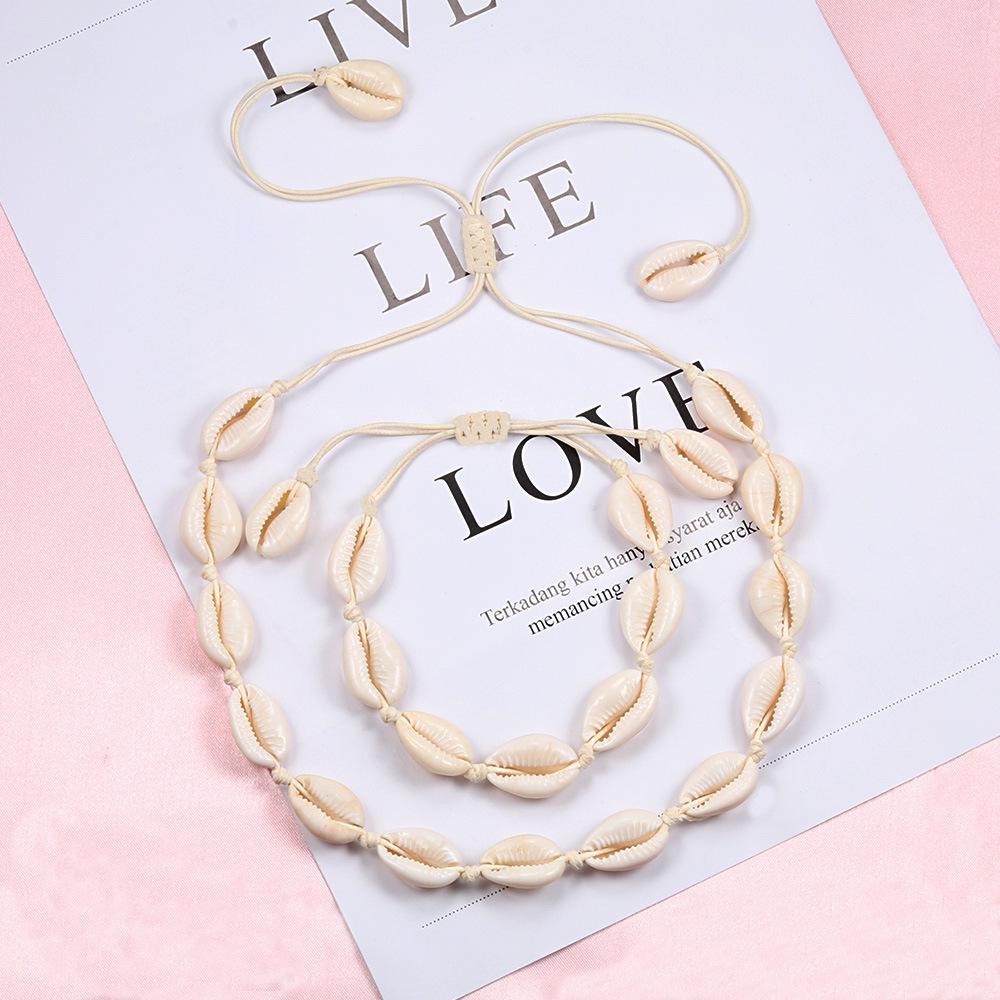 Seaside Resort Jewelry Set: Shell Clavicle Necklace Choker & Adjustable Bracelet.