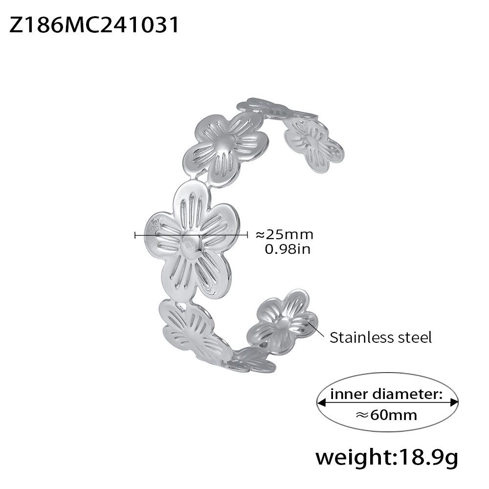 Qiong Yao Five-Petal Flower Openable Bracelet: Exquisite Stainless Steel PVD Gold-Plated Jewelry