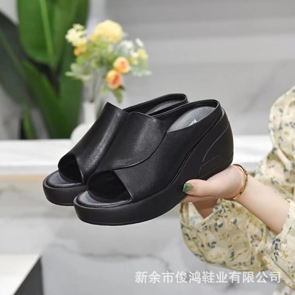 35-42 Large Fish Mouth Slope Heel Slippers for Women In Summer, Thick Bottom New Sandals for Outdoor Wear, Cool Slippers for Women