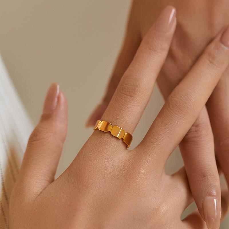 18K Gold Plated Heavy Metal Unisex Ring with High Texture - Eco-Friendly European & American Style