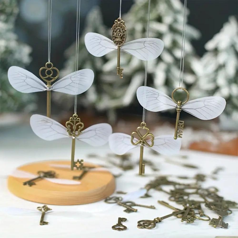 49pcs/set Vintage Skeleton Keys Dragonfly Pendant Set Bronze Realistic Flying Key Hanging Decoration DIY