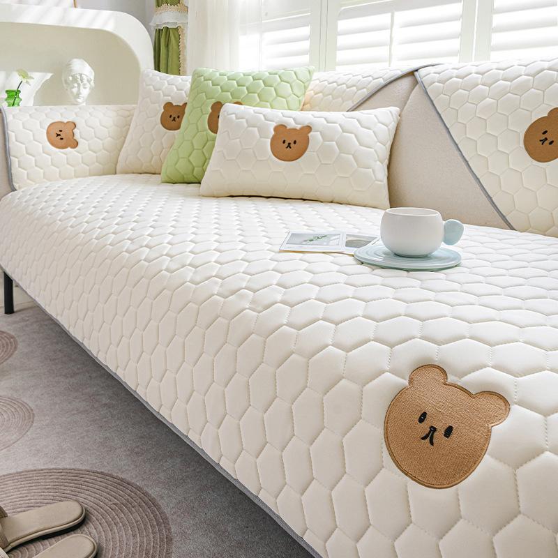 Summer Latex Ice Silk Sofa Cushion Cartoon Dull Bear Non-Slip Sofa Cover Cool Breathable Summer Sofa Cover