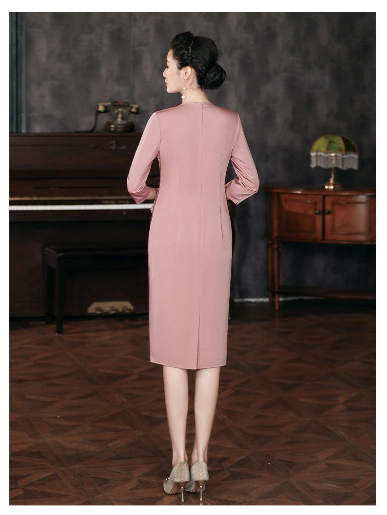2024 Autumn Elegant Mid-Length Slimming Dress for Mother of the Bride