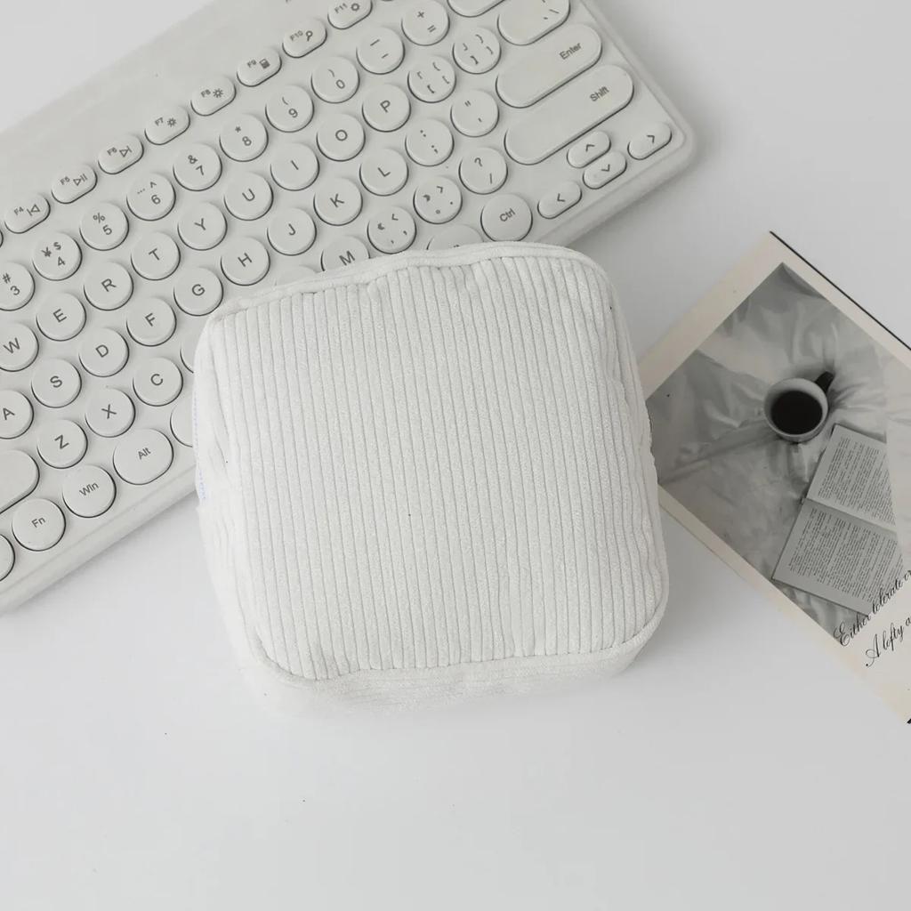 New  Corduroy Makeup Bags Women Cosmetic Bag Clutch Bag Makeup Pouch Sanitary Napkins Bag Coin Purse Coin Pouch Mini Cute Purse