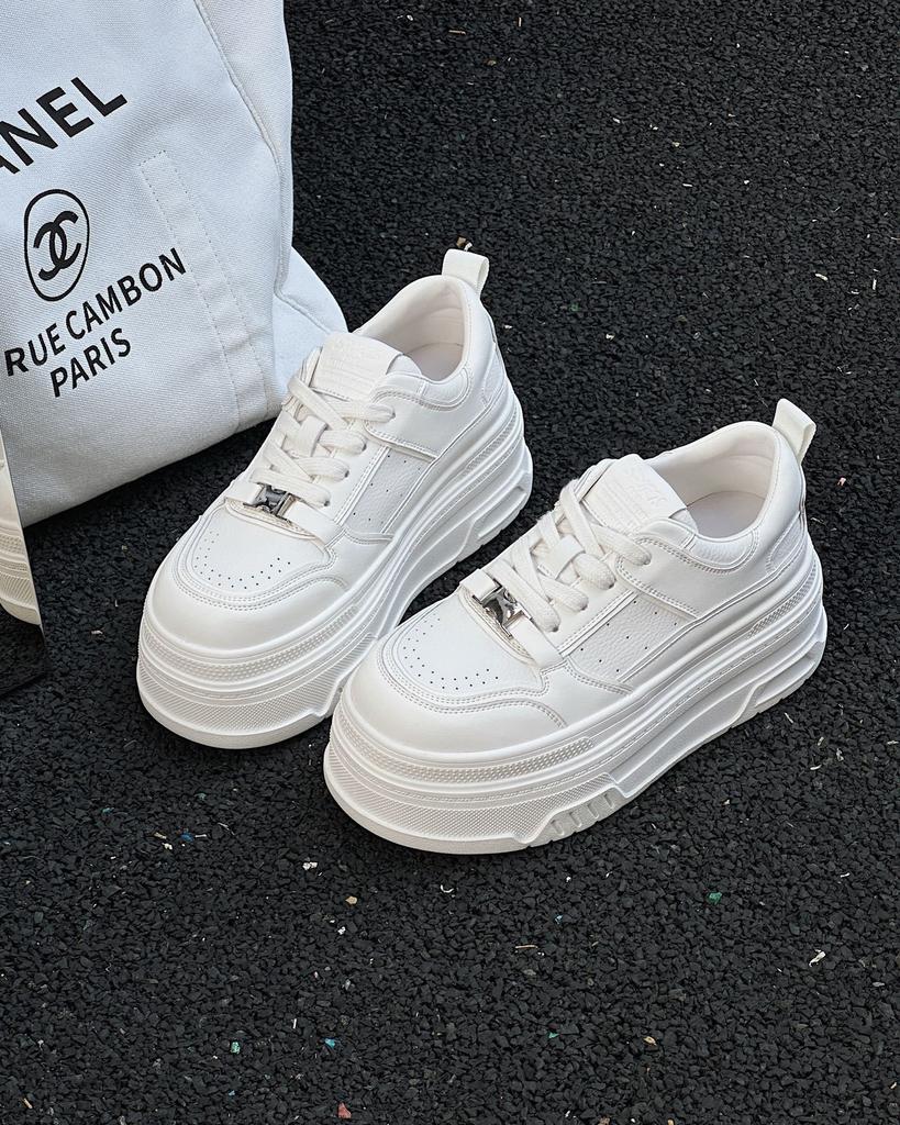 2025 Early Spring New Heightening 6CM Thick-soled Ultra-light Little White Shoes Women's Versatile Casual Muffin Lace-up Lock Board Shoes