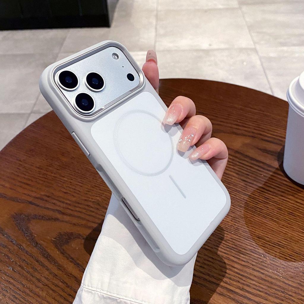 IPhone 17 Pro Max Skin-Feel Magnetische Hülle - Originalfarbe, Design mit großem Loch, Schutzhülle