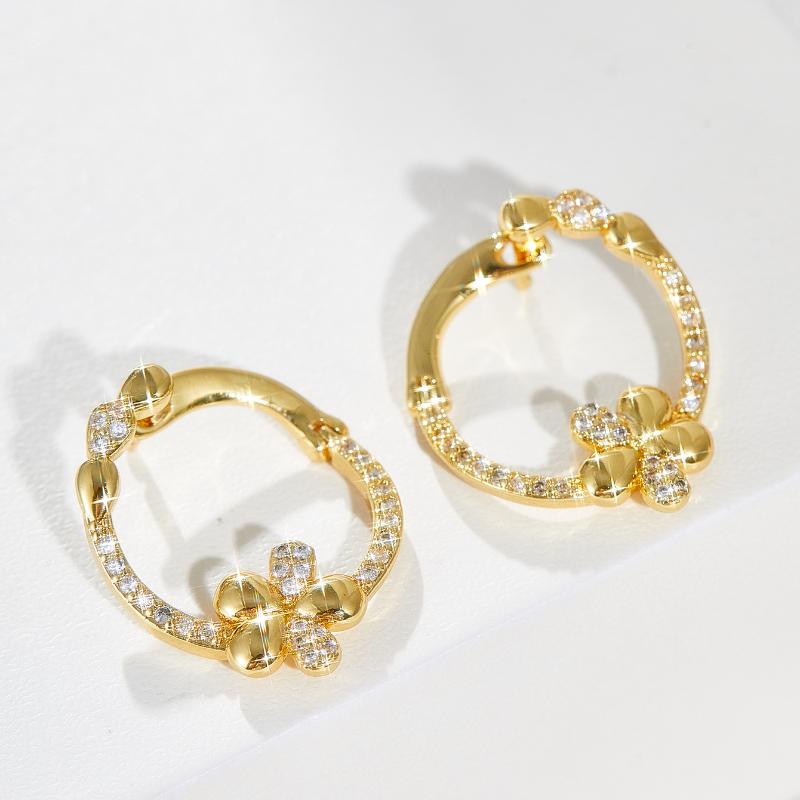 Fashionable High-end European and American Flower Circle Earrings for Women Fresh Creative Versatile Holiday Party Zircon Gift