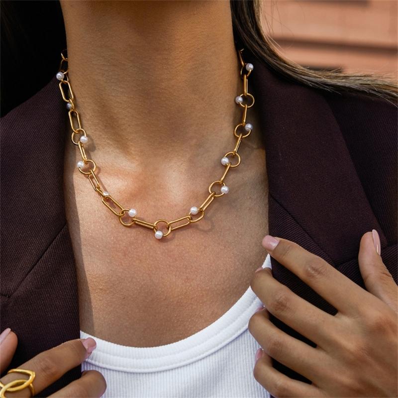 Fashionable Simulated Pearls Charm Necklace Lightweight Design Daily Wear Formal Event Collarbone Chain Gift