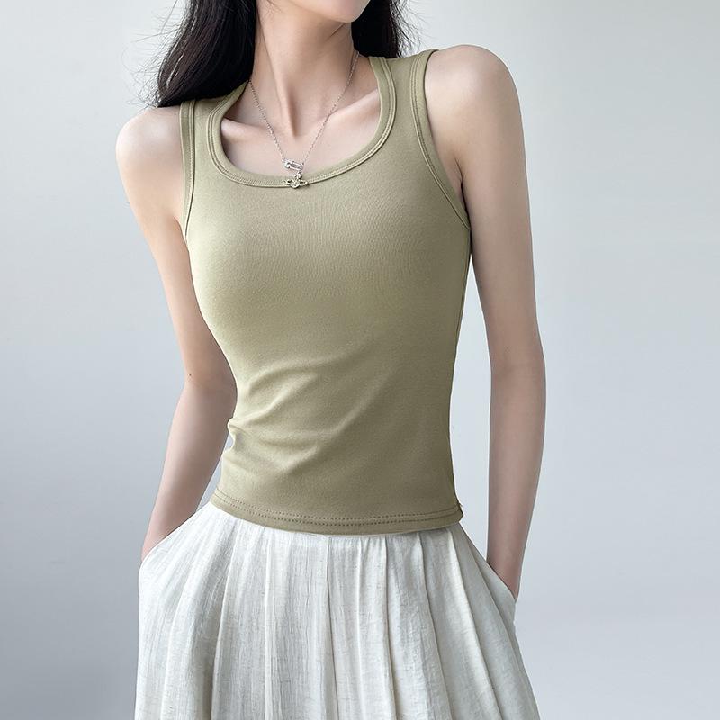

Plus Size Women s White Sleeveless Camisole with Built-in Bra - Spring Sports Top XL (121-135 jin)