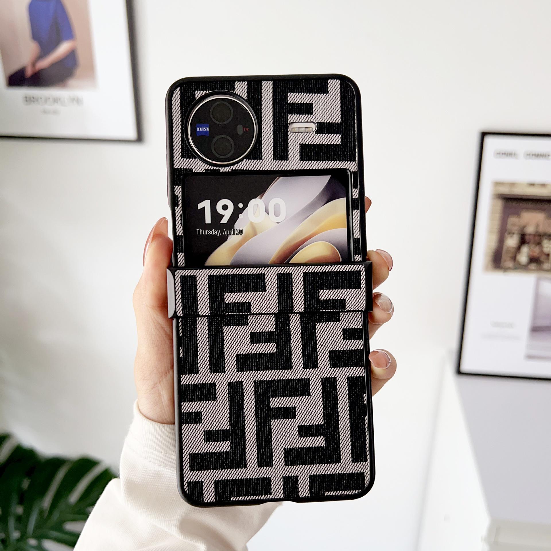 

Samsung Z Flip7 Leather Texture Protective Case for Z Flip6/5 - Stylish Three-Section Design Samsung Z Flip1 чорний