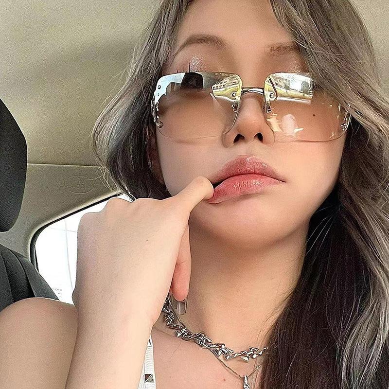 New Frameless Decorative Diamond Sunglasses Women's Design Brand Luxury Sun Glasses Outdoor Leisure Eyewear UV400