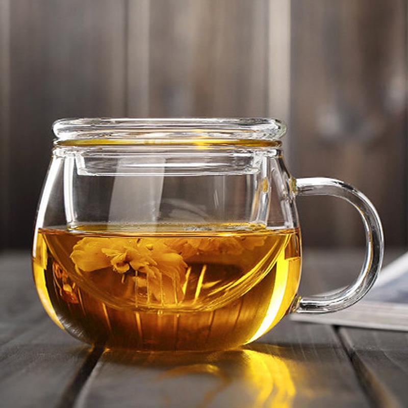 

Flower Tea Brewing Cup: High Borosilicate Glass with Handle, Flat Lid, and Tea-Leaf Separator. 350ml Single Cup