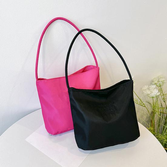 Women's Shoulder Bag Nylon Solid Color Tote Bag Portable Ladies Casual Handbag Commuting Sac for Work Street Daily Outings