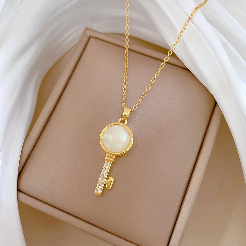 Cat'S Eye Key Full Diamond Light Luxury Temperament Gorgeous Full Diamond Necklace Women'S Versatile Collarbone Chain Titanium Steel Chain