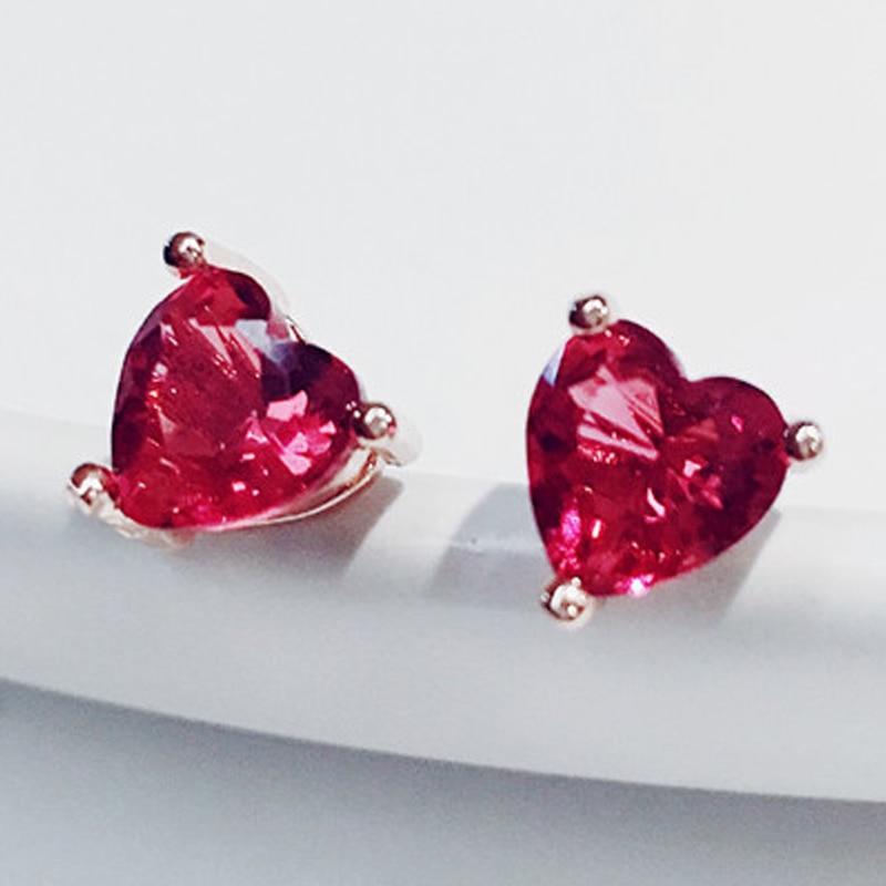 Calssic Women 925 Sterling Silver Stud Earrings For Women With Heart Shaped Ruby Gemstone Christmas Gift Wholesale