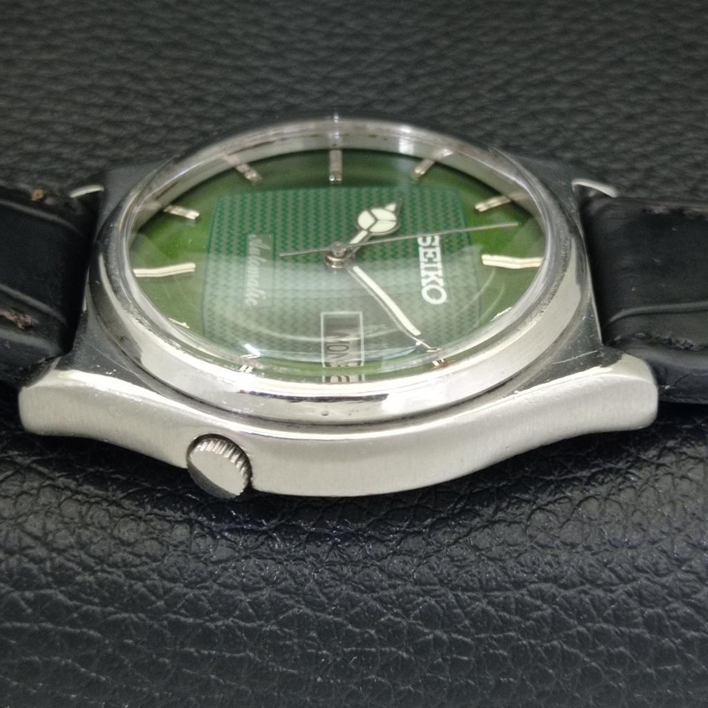 Seiko AUTOMATIC 7009A VINTAGE JAPAN MENS GREEN COLOR DIAL WATCH A701409-5 R206b-a701409