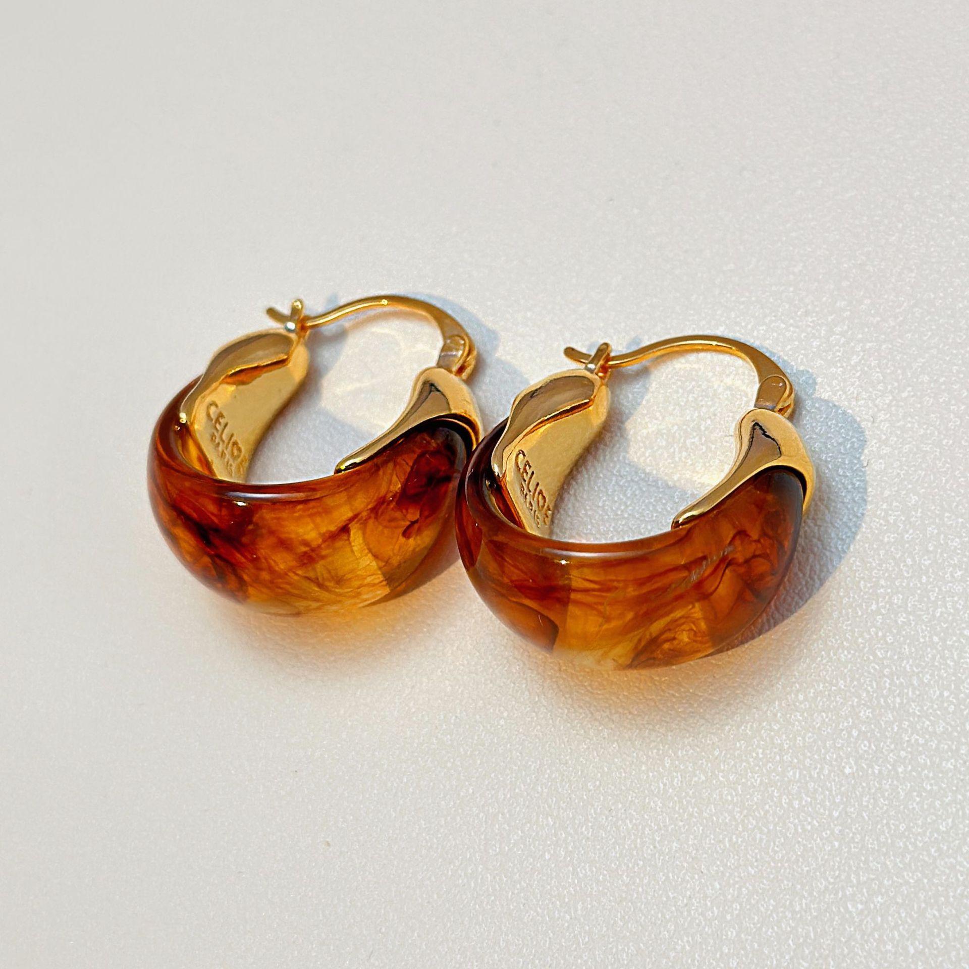 

Серьги-пусеты из смолы в форме U-образной корзины, осенне-зимние ретро-серьги в стиле Майяр, модные темпераментные серьги высокого класса