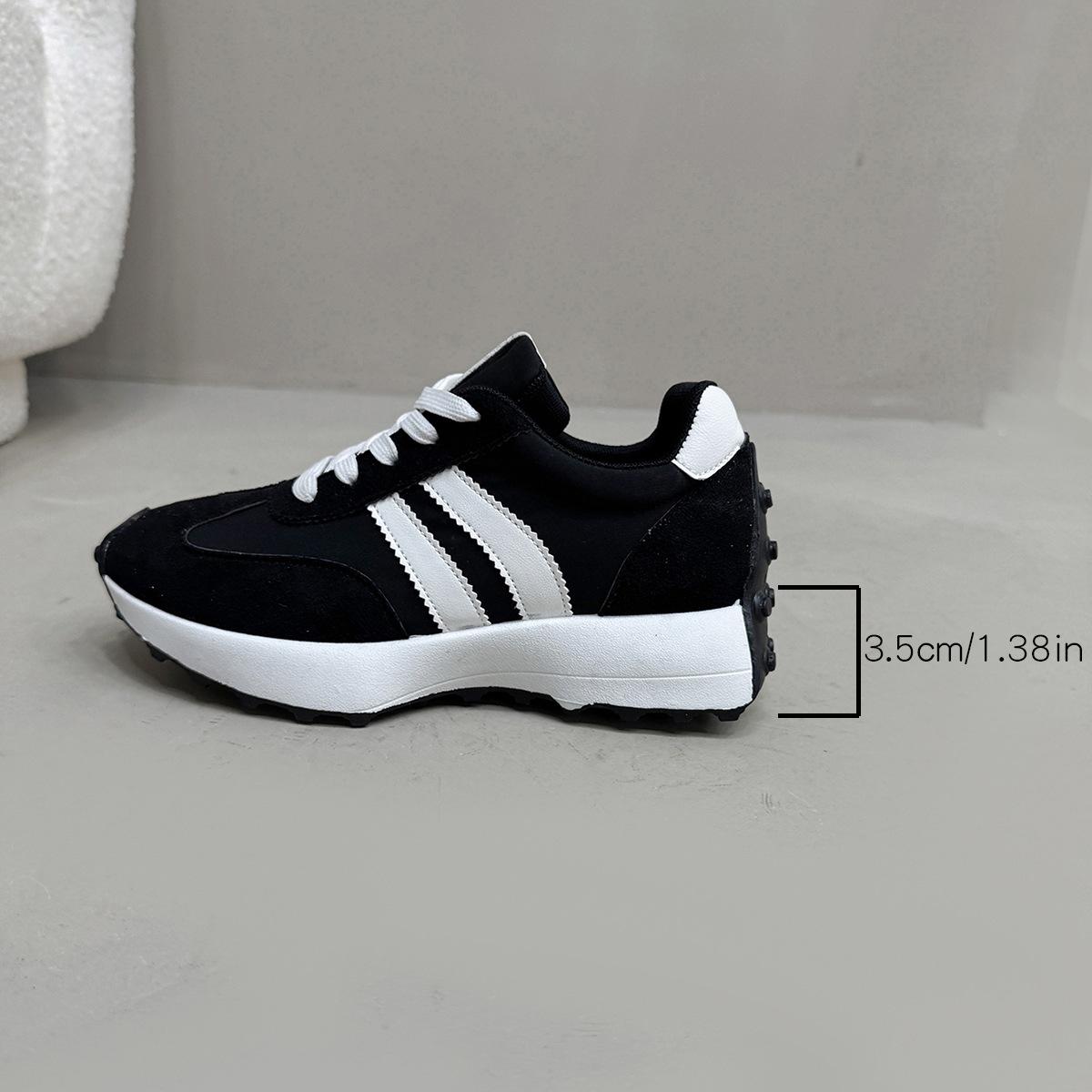 

Spring new small waist sports shoes trendy versatile travel shoes thick-soled inner height-increasing shoes light casual Forrest Gump shoes 37 чорний