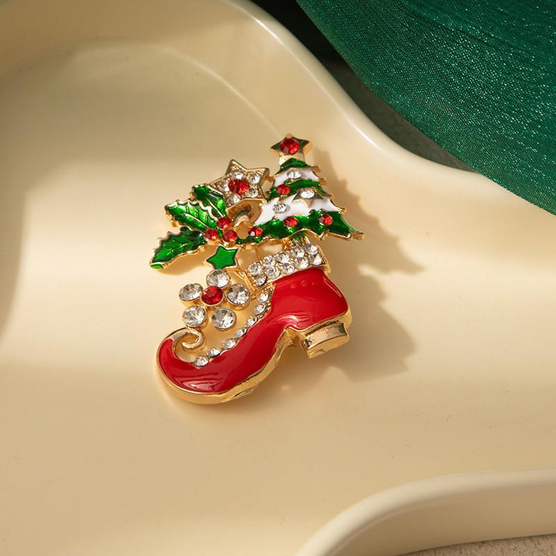 Charming Cartoon Christmas Elk Brooch with Bells & Rhinestones