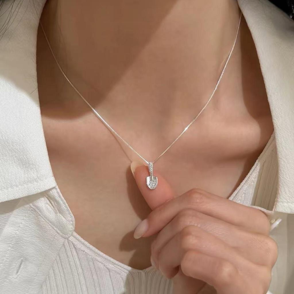 2026 High-End Women's Gold Shovel Pendant Necklace - 925 Sterling Silver Clavicle Chain