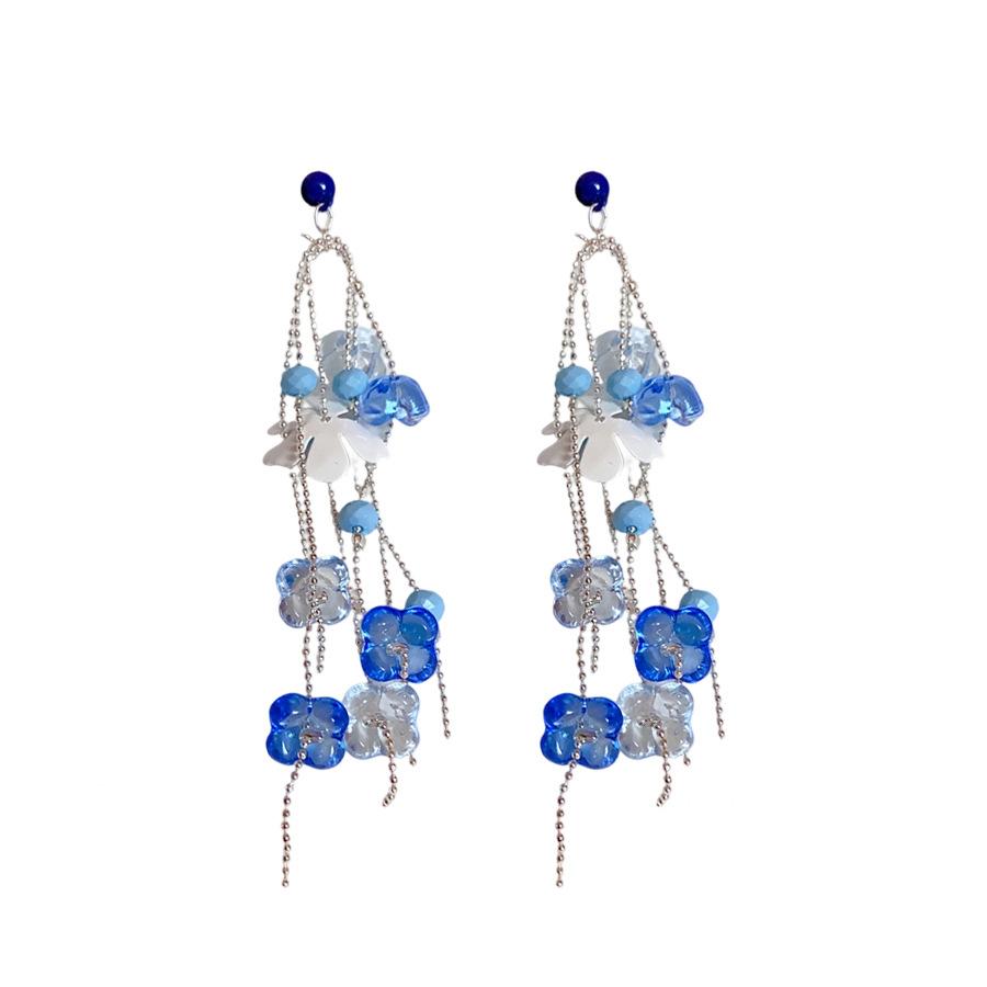 Leaf glass beads, water droplets, fringed ear hooks, fresh and sweet earrings, summer gentle temperament, earrings, niche and high-end sense