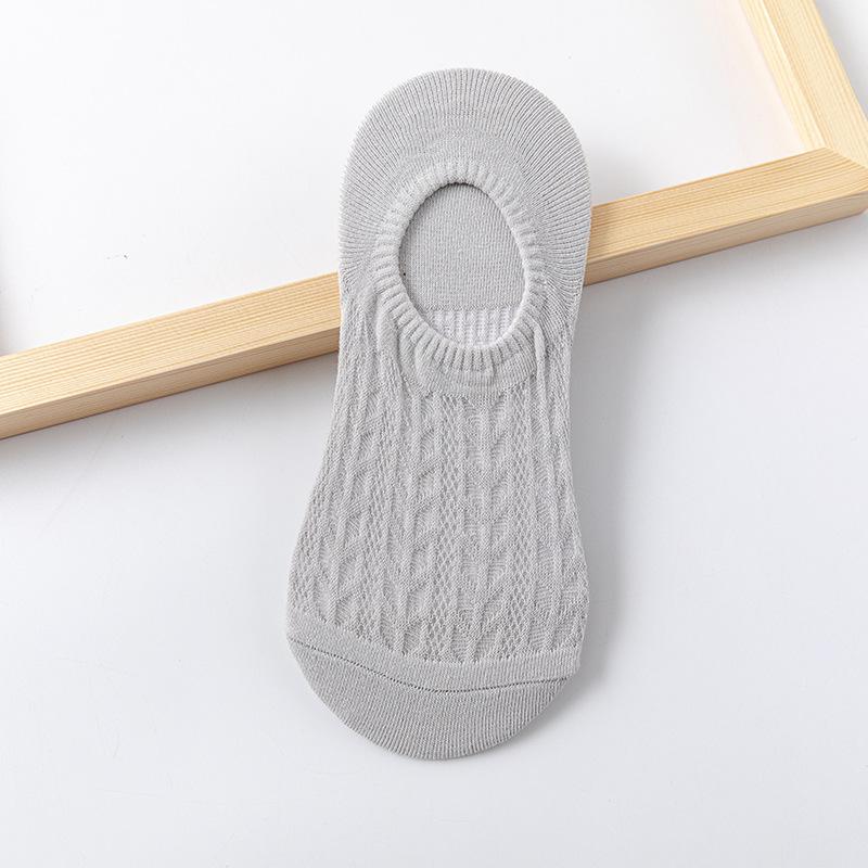 Spring and Summer Thin Invisible Socks for Women, Mesh Breathable Boat Socks That Won't Fall Off, Solid Color Socks