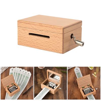 Dřevěná DIY 15tónová hrací skříňka s ručním pohonem, vzory, obsahuje prázné papírové pásky pro personalizaci melodie, pro kreativní dárek