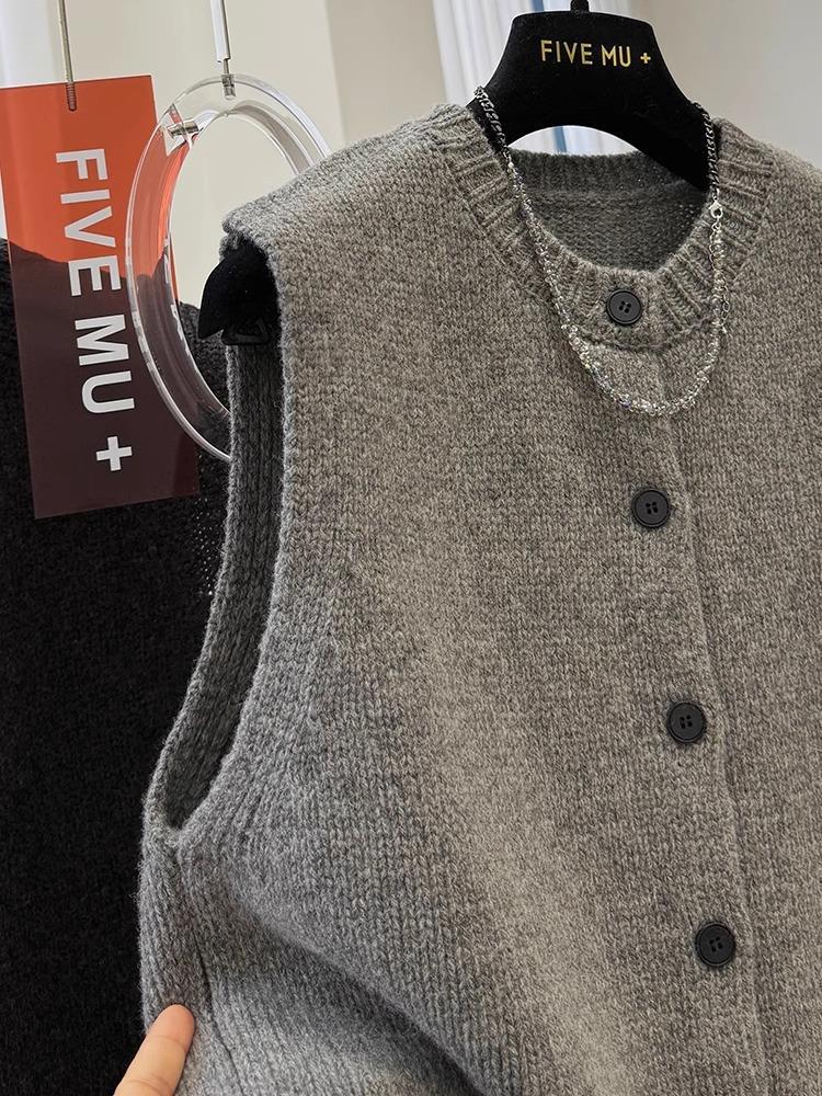 Women's Dark Grey European Style Sleeveless Sweater Vest - Autumn/Winter Knit Cardigan with Round Neck